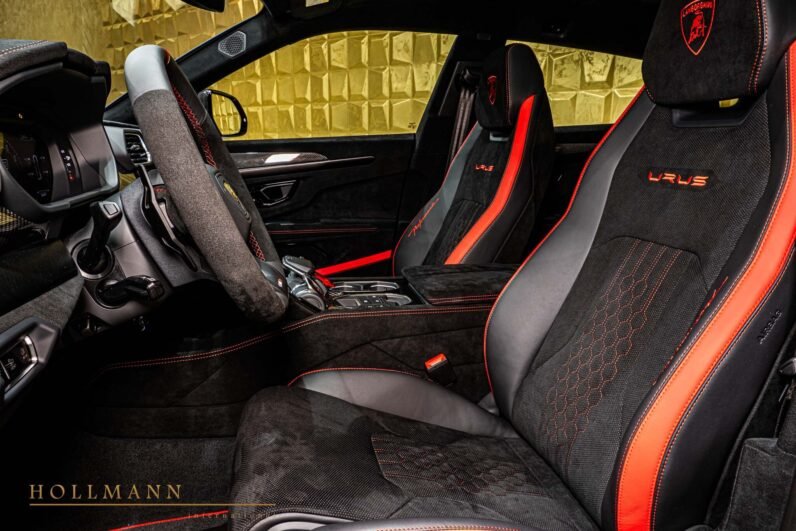 Lamborghini Urus Performante 2025