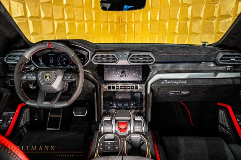 Lamborghini Urus Performante 2025