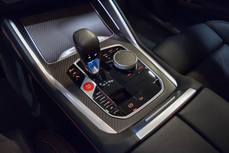 BMW XM Label Red 2024