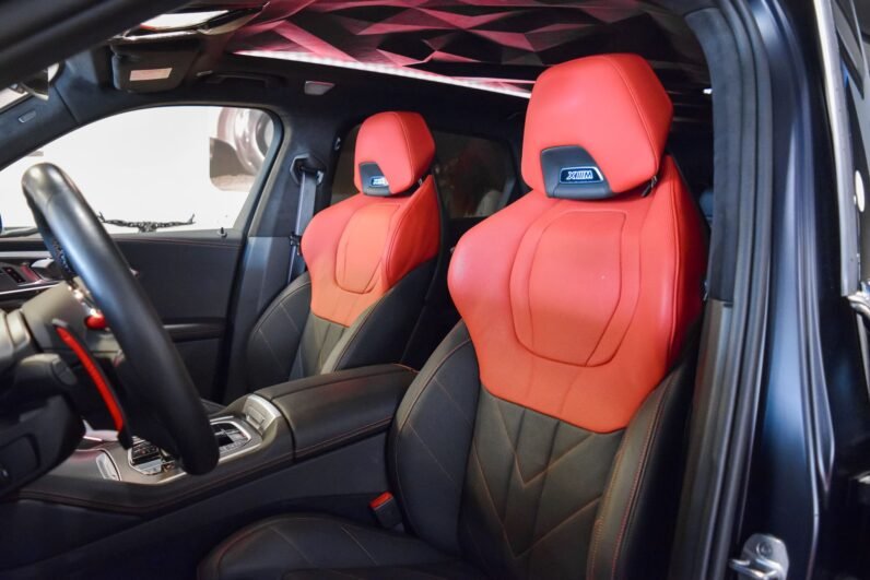 BMW XM Label Red 2024
