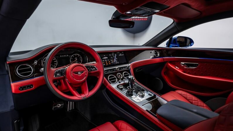 Bentley Continental GT Azure 2023