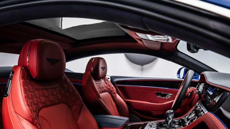 Bentley Continental GT Azure 2023