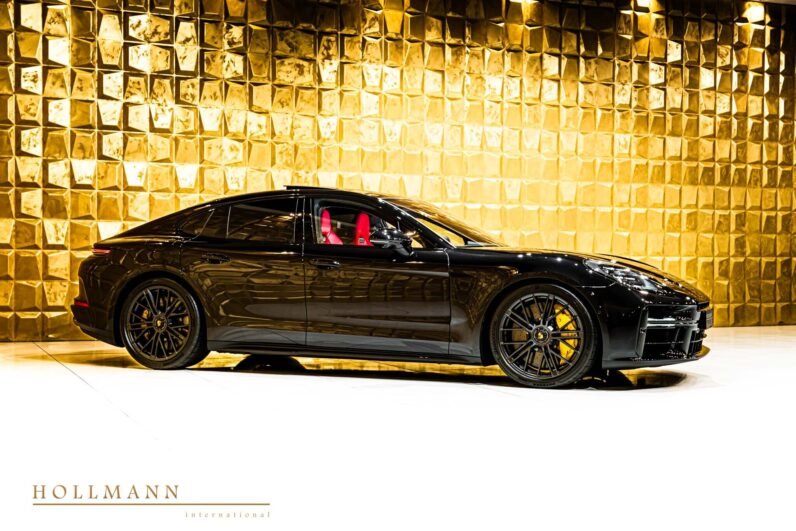 Porsche Panamera GTS 2025