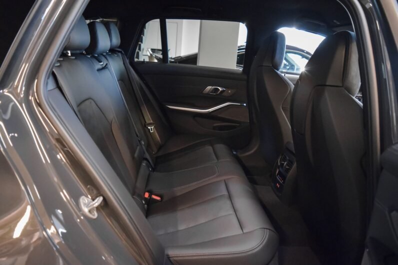 BMW M3 Touring Competition 2025 – Dravit Grey, Merino Leather, Harman/Kardon, Adaptive LED, M Drive Professional