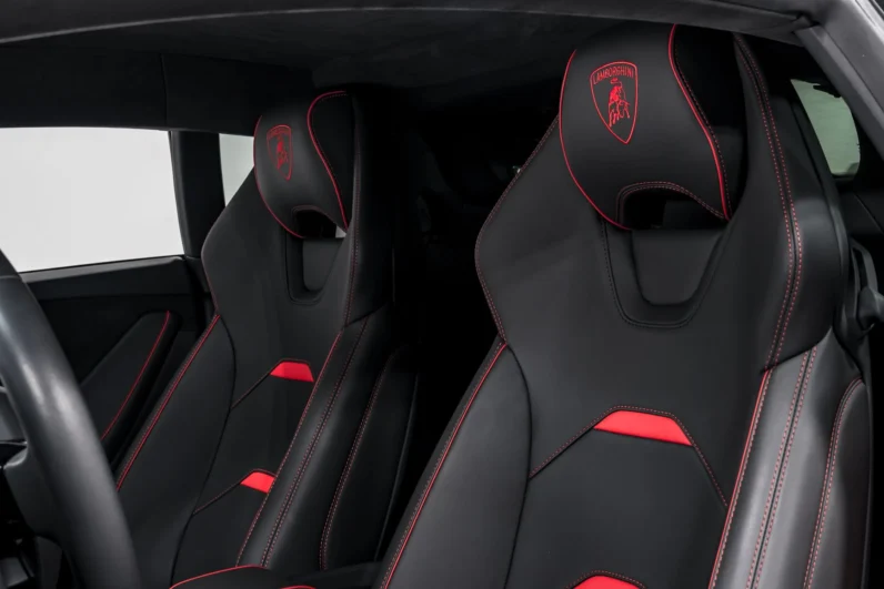 Lamborghini Huracán EVO AWD 2020 – Grigio Artis, 640 HP V10, Lifting System, Narvi 20”, Sensonum & Carbon Ceramic Brakes