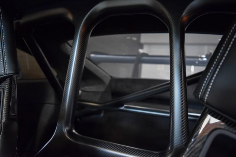 Porsche 911 GT3 RS (992) – Arctic Grey, Weissach Package, Magnesium Wheels, PCCB, Club Sport