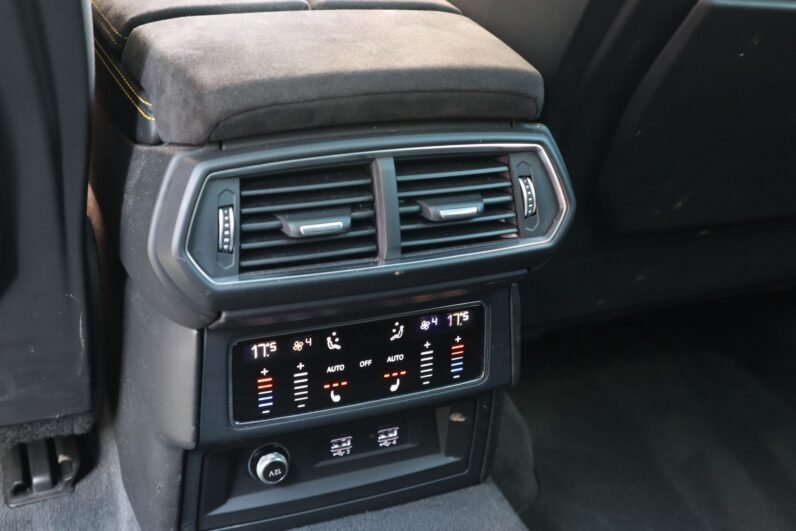 Lamborghini Urus 2021 – 650 PS Super SUV with Matte Green Wrap, Ceramic Brakes & Bang & Olufsen Sound