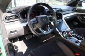 Lamborghini Urus 2021 – 650 PS Super SUV with Matte Green Wrap, Ceramic Brakes & Bang & Olufsen Sound