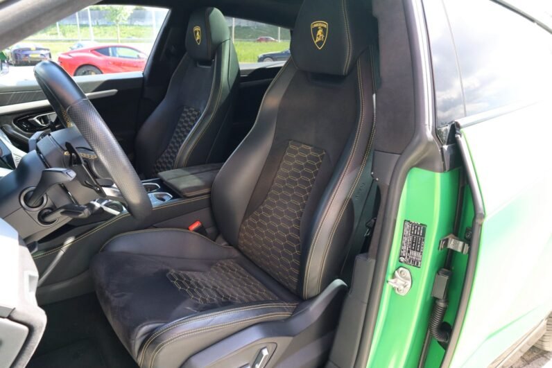 Lamborghini Urus 2021 – 650 PS Super SUV with Matte Green Wrap, Ceramic Brakes & Bang & Olufsen Sound