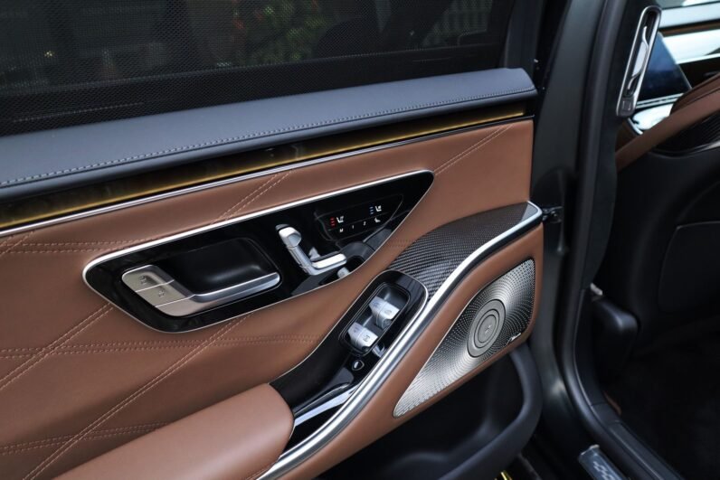 Mercedes-AMG S 63 S E Performance 2024 – 802 PS Plug-In Hybrid in Magno Black with Burmester 4D & Carbon Interior