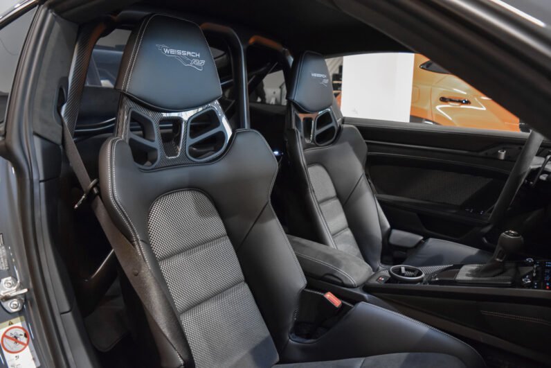 Porsche 911 GT3 RS (992) – Arctic Grey, Weissach Package, Magnesium Wheels, PCCB, Club Sport