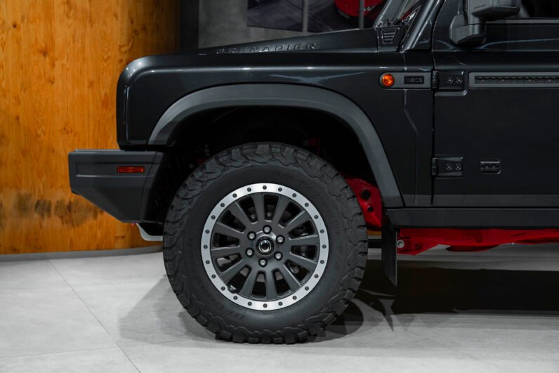 Ineos Grenadier Trialmaster Edition 2024 – 286 HP, Front & Rear Locking Differentials, Snorkel, 18” Alloys, Rough + Smooth Pack