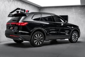 Volkswagen Touareg 2024 – V6 TDI SUV with LED & Trailer Hook