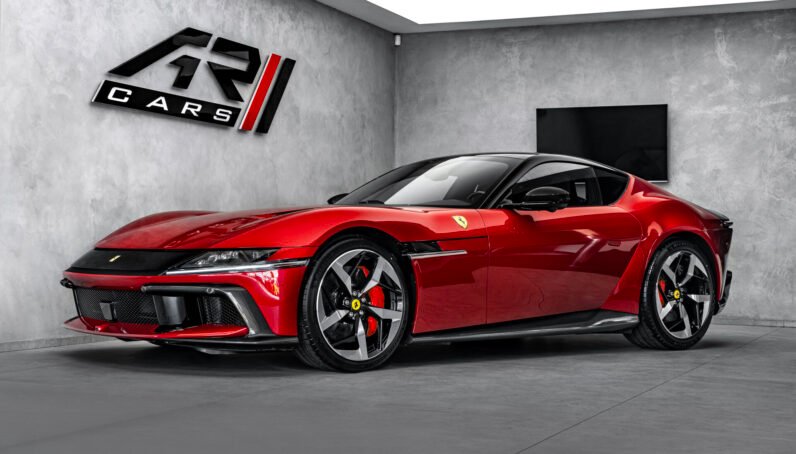 Ferrari 12Cilindri 2025 – 829 HP V12 with Carbon Package & Panoramic Roof