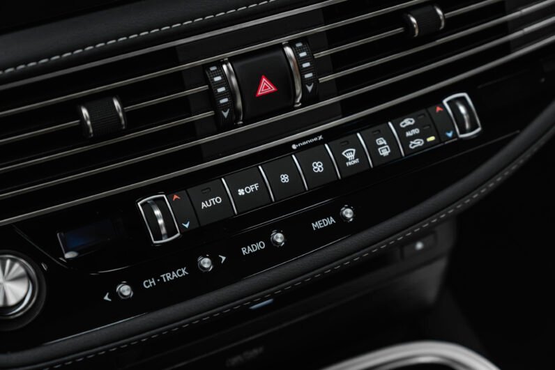 Lexus LS 500h Prestige 2023 – Agate Sonic Metallic, 359 HP Hybrid, Mark Levinson, Panoramic Roof, Massage Seats & 24” HUD