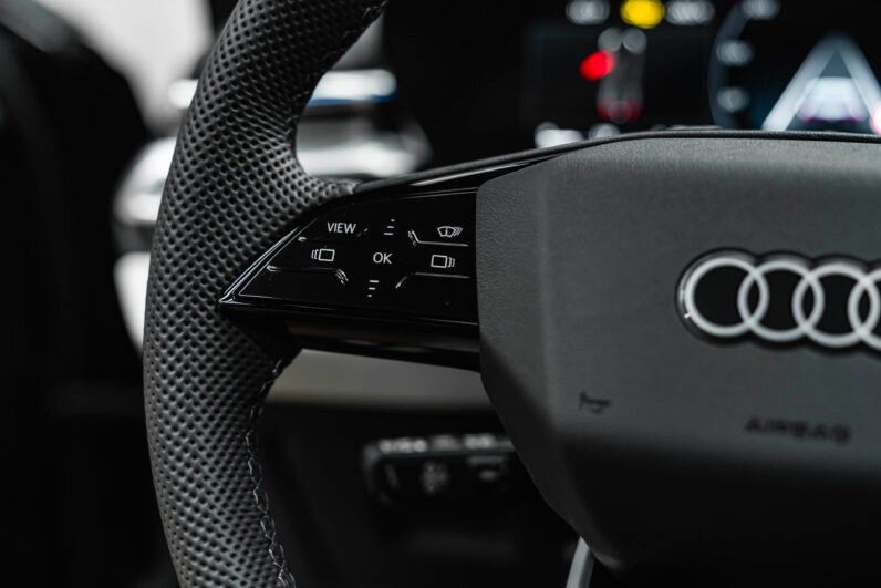 Audi A5 2.0 TFSI Quattro S Line 2024 – Mythos Black, 204 HP, B&O 3D Sound, Matrix LED, Virtual Cockpit & 360° Camera