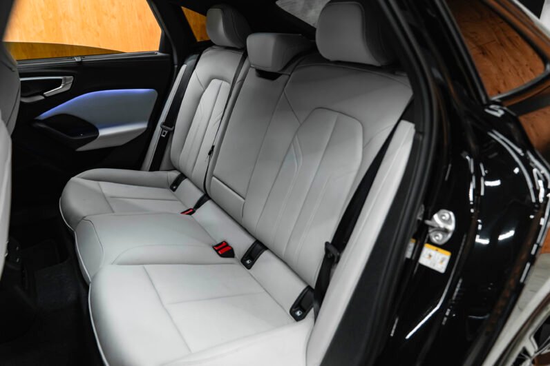 Audi A5 2.0 TFSI Quattro S Line 2024 – Mythos Black, 204 HP, B&O 3D Sound, Matrix LED, Virtual Cockpit & 360° Camera