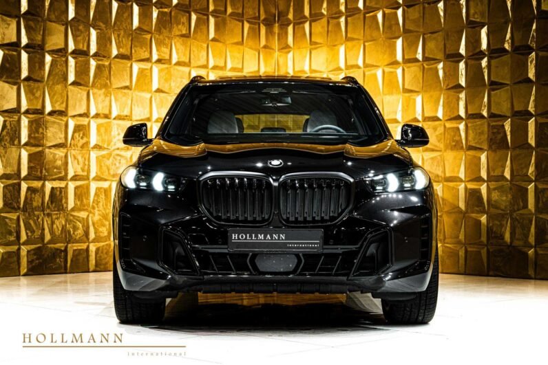 For Sale: BMW X5 xDrive 40d 2025 – Black Sapphire Metallic, 352 HP Diesel, M Sport Package Pro, 22″ Alloy Wheels