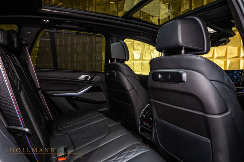 For Sale: BMW X5 xDrive 40d 2025 – Black Sapphire Metallic, 352 HP Diesel, M Sport Package Pro, 22″ Alloy Wheels