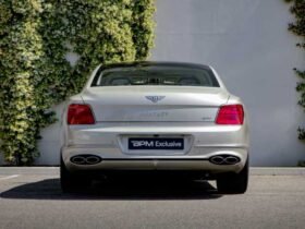 Bentley Flying Spur Odyssean Edition Hybrid 2023 – White Sand, 4,057 km