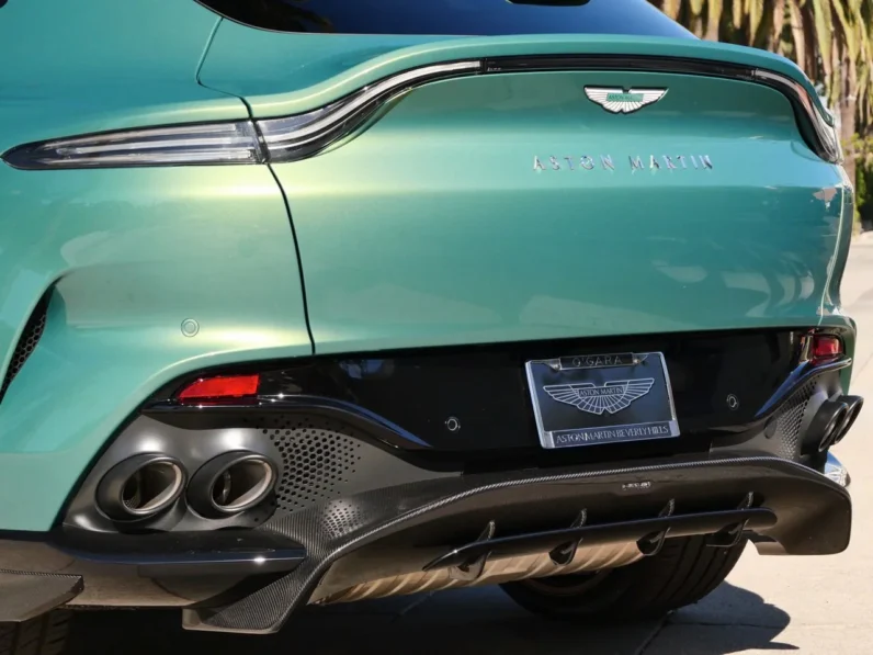 Aston Martin DBX 707 2025