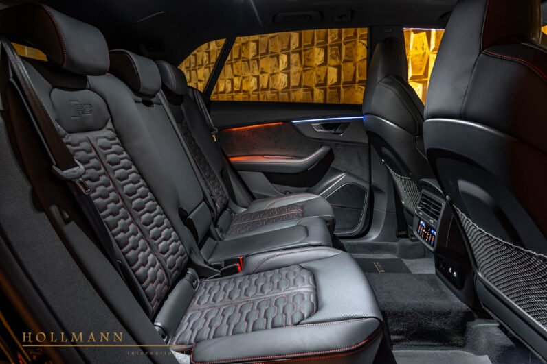 Audi RSQ8 Performance 2025 for Sale – Mythos Black, 640 HP, 23” Wheels, Ceramic Brakes, B&O Sound, Panoramic Roof & Massage Seats