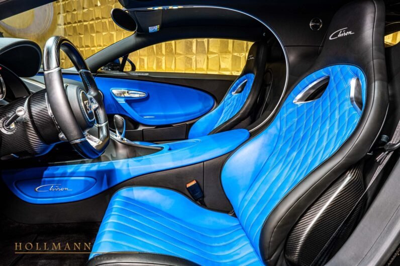 Bugatti Chiron 2018 for Sale – Full Black Carbon, 1,500 HP W16, French Racing Blue Leather Interior & Only 2,475 km