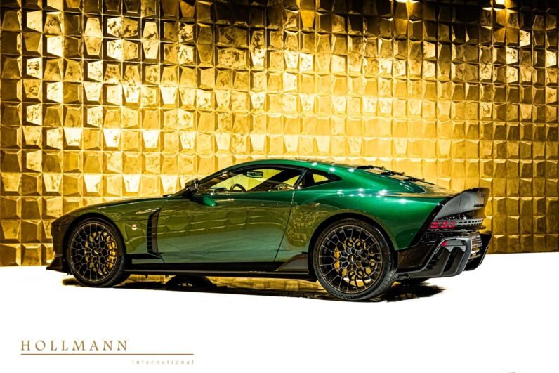 Aston Martin Valour 2025 – Buckinghamshire Green, 715 HP V12, 6-Speed Manual, Copper Tan Interior, 1 of 110 Units