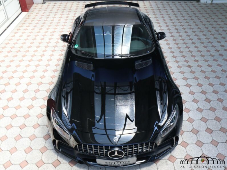Mercedes-AMG GT R Coupé 2018 – Carbon Roof, Ceramic Brakes, 12,500 km
