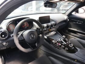 Mercedes-AMG GT R Coupé 2018 – Carbon Roof, Ceramic Brakes, 12,500 km
