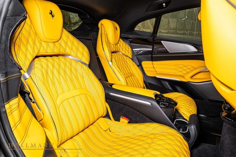 Ferrari Purosangue 2025 for Sale – Bianco Cervino, 725 HP V12, Carbon Pack, Panoramic Roof, Massage Seats & Surround View