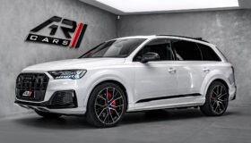 Audi SQ7 2023 – Pearl Effect Paint, 507 HP, Valcona Leather, Panoramic Roof, Laser Matrix LED & 22” Wheels