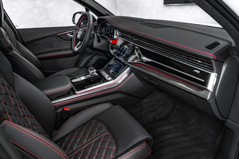 Audi SQ7 2023 – Pearl Effect Paint, 507 HP, Valcona Leather, Panoramic Roof, Laser Matrix LED & 22” Wheels