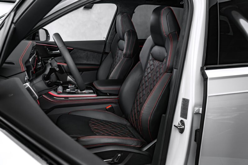 Audi SQ7 2023 – Pearl Effect Paint, 507 HP, Valcona Leather, Panoramic Roof, Laser Matrix LED & 22” Wheels