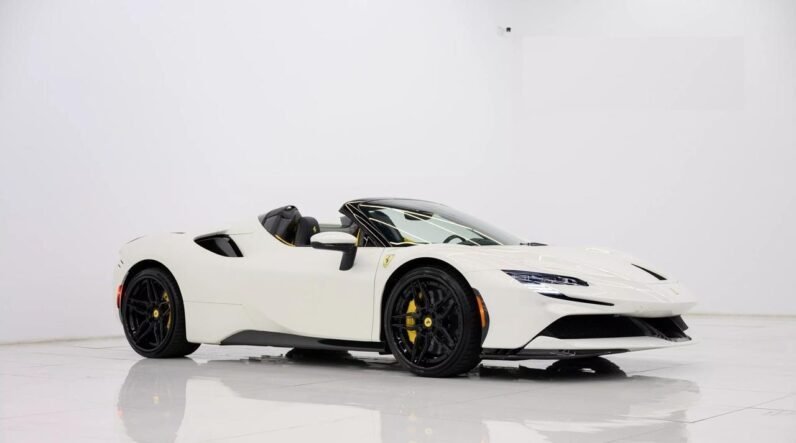 For Sale: Ferrari SF90 Spider 2024 in White – 986 HP, Plug-in Hybrid V8