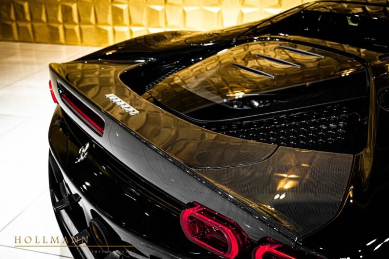 Ferrari SF90 Stradale 2021 – Hybrid Power, Nero Black, 8,200 km