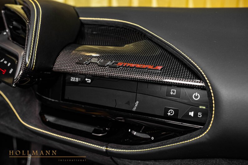 Ferrari SF90 Stradale 2021 – Hybrid Power, Nero Black, 8,200 km