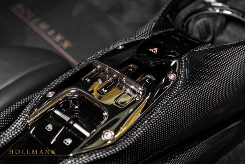 Ferrari SF90 Stradale 2021 – Hybrid Power, Nero Black, 8,200 km