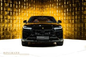 Lamborghini Urus SE 2025 for Sale – 799 PS Hybrid SUV in Nero Helene with Carbon Trim & 23″ Gloss Wheels