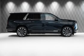 Cadillac Escalade ESV 2025 – Galactic Gray, 24″ Polished Wheels, 55″ Curved Display, Night Vision, AKG 36 Speakers, Massage Seats