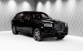 Rolls-Royce Cullinan Black Badge 2023 – Diamond Black, Red Leather, Shooting Star Headliner, 4-Seat VIP Rear, 22″ Wheels, 600 HP V12