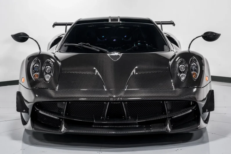 Pagani Huayra Tempesta 2014 – Exposed Carbon, Tempesta Pack, Ohlins Suspension, Sonus Faber, 730 HP V12