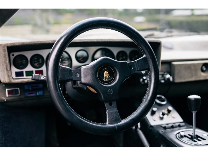 For Sale: Lamborghini Countach LP400 S – 1980 “Low Body”, 47,134 km, Bianco/Nero