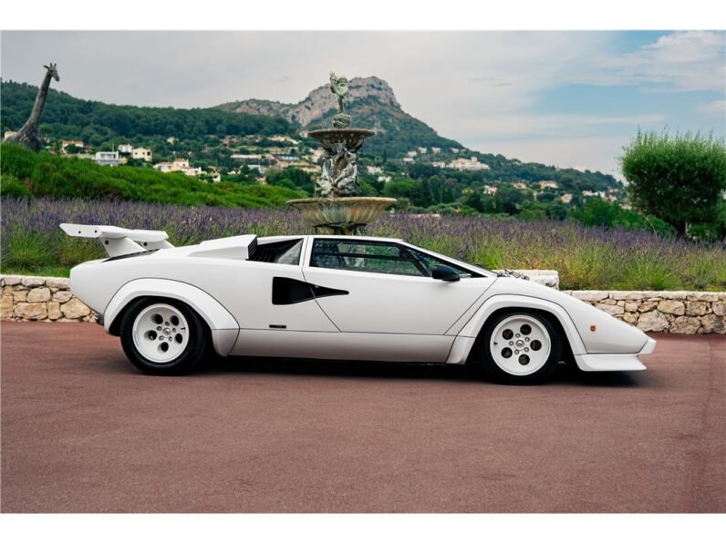 For Sale: Lamborghini Countach LP400 S – 1980 “Low Body”, 47,134 km, Bianco/Nero