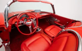 Chevrolet Corvette C1 1961 for Sale – Roman Red, Matching Interior, 5 600 km, Iconic American Classic