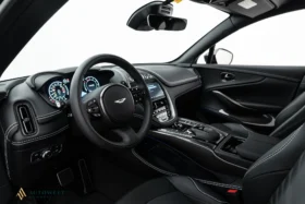 For Sale: Aston Martin DBX 707 2023 – Black on Black, 707 HP V8 Twin-Turbo, Luxury SUV with Carbon Pack & 23” Alloy Wheels