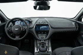 For Sale: Aston Martin DBX 707 2023 – Black on Black, 707 HP V8 Twin-Turbo, Luxury SUV with Carbon Pack & 23” Alloy Wheels