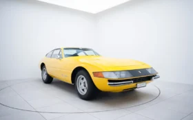 Ferrari 365 GTB/4 Daytona Plexiglas 1970 for Sale – Giallo Fly, Black Leather, Matching Numbers
