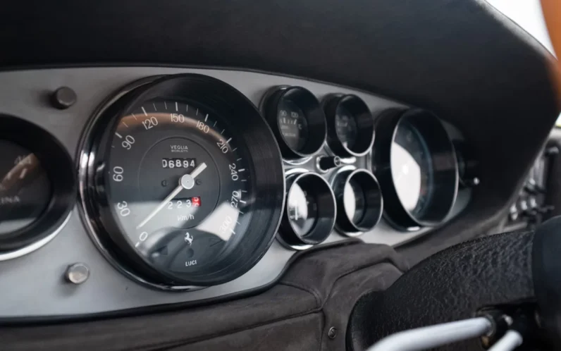 Ferrari 365 GTB/4 Daytona Plexiglas 1970 for Sale – Giallo Fly, Black Leather, Matching Numbers