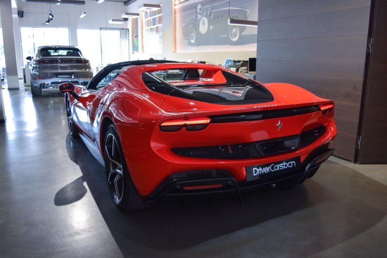 For Sale: Ferrari 296 GTS 2025 – Rosso Scuderia, 830 HP Hybrid V6, Nero Interior, Carbon Fibre Pack, Daytona Seats & Front Lift